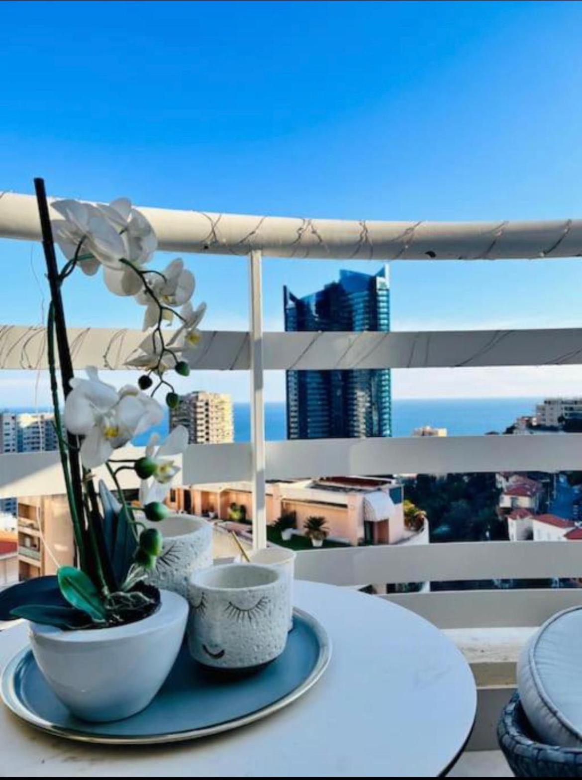 Reve Au 7E Ciel Piscine Baie De Monaco Apartment Beausoleil Bagian luar foto